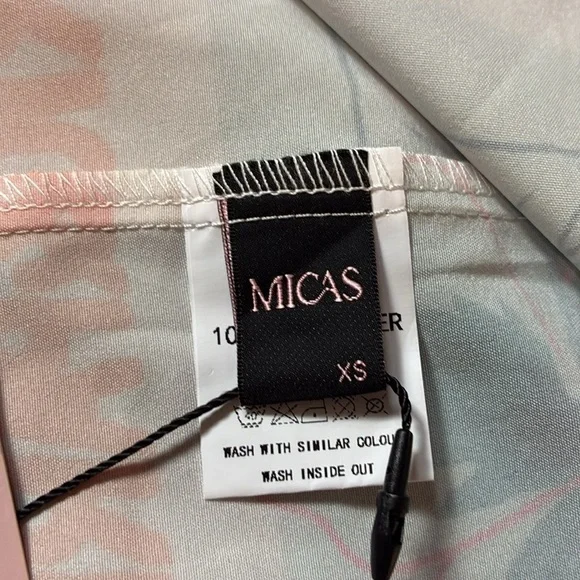 MICAS Floral Print Wrap Mini Skirt Multi print Women’s XS NEW Vacation Resort - Picture 8 of 10